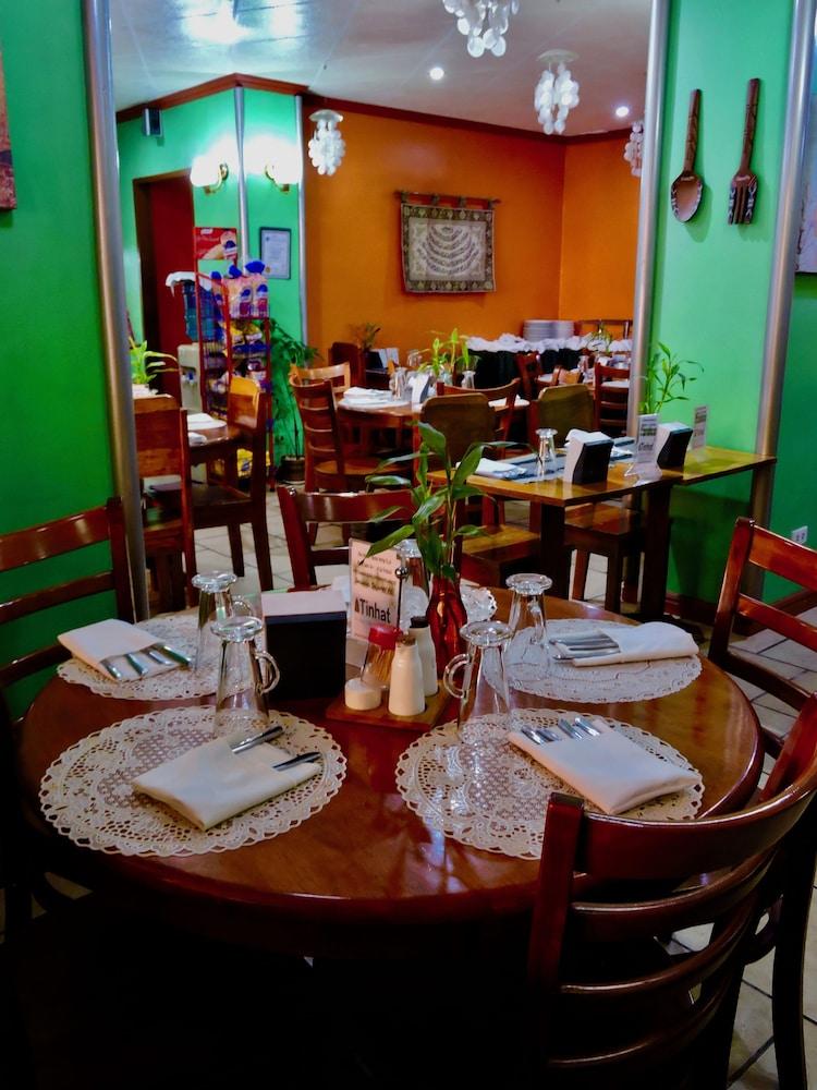 Tinhat Halal حلال Certified Boutique Hotel And Restaurant Davao Exterior foto