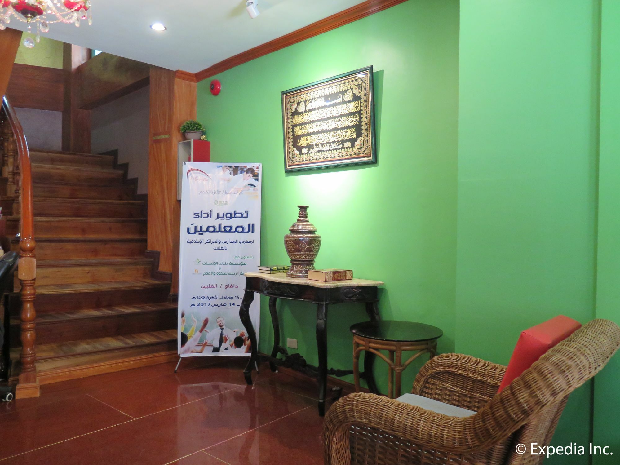 Tinhat Halal حلال Certified Boutique Hotel And Restaurant Davao Exterior foto